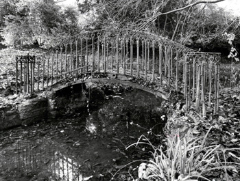 hump backed bridge 1977
